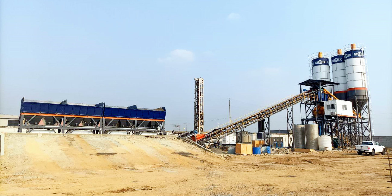 AJ90 ready mixed concrete plant in Ecuador