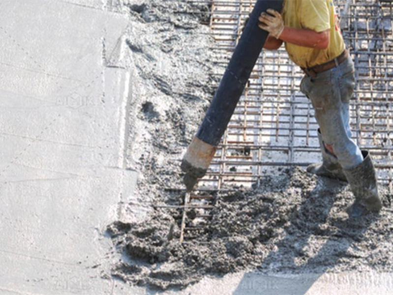 commercial concrete pouring onsite