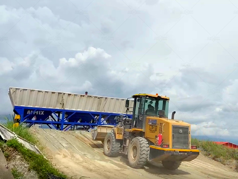 wheel loader for Raw Material Feeding for stationary batch plant